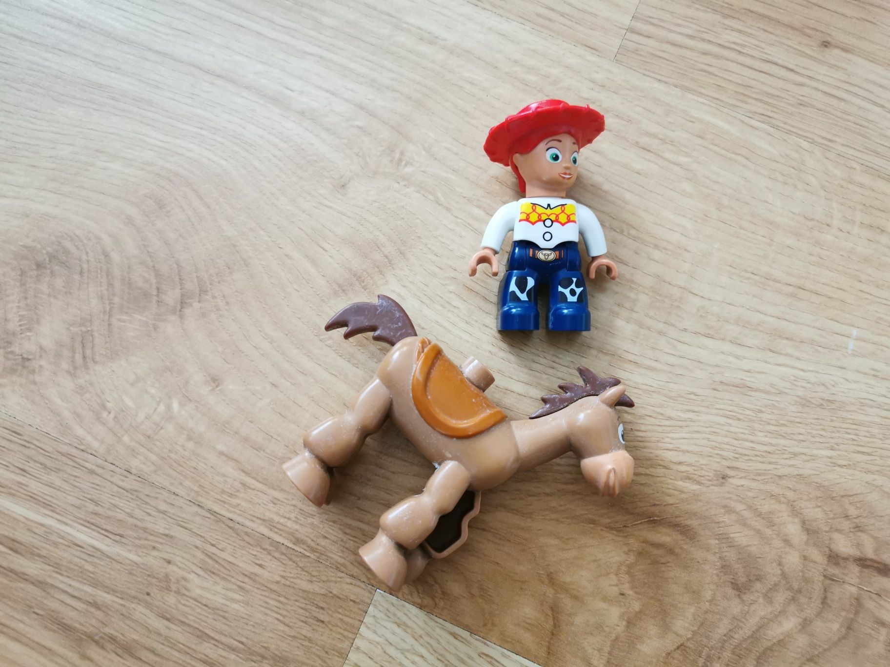 Klocki Lego Duplo 5657 - Obława Jessie / Zaginiona Jessie, koń, Sherif
