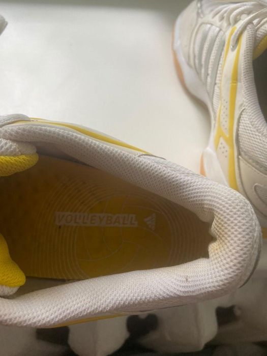 Кроссовки Adidas original новое