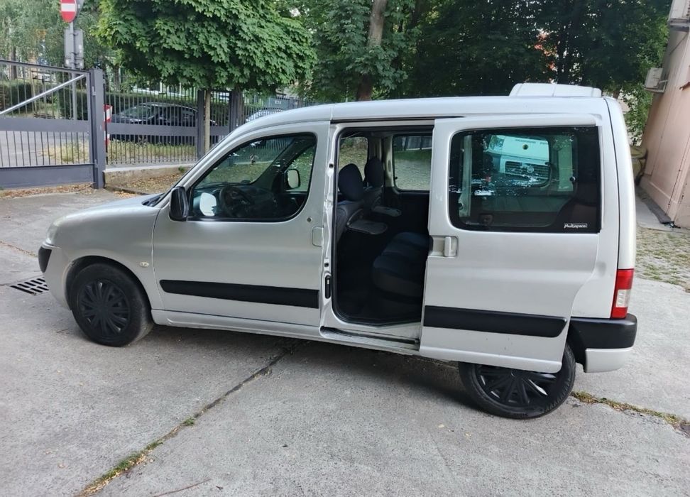 Citroen Berlingo 1.6hdi 90km osobowe 2006