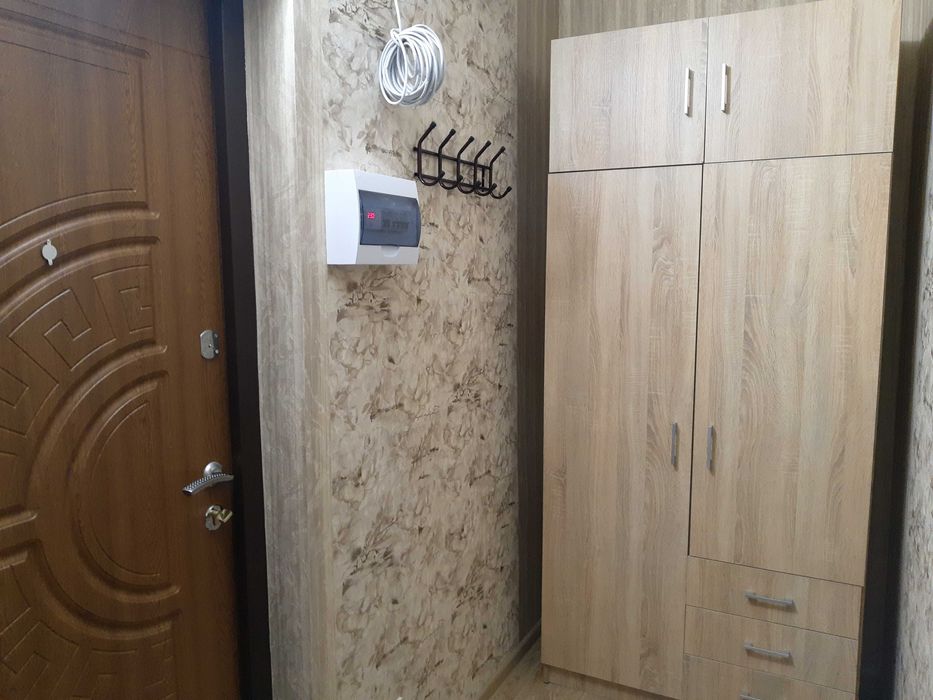 Здам однокімнатну квартиру в центрі міста на довгий строк