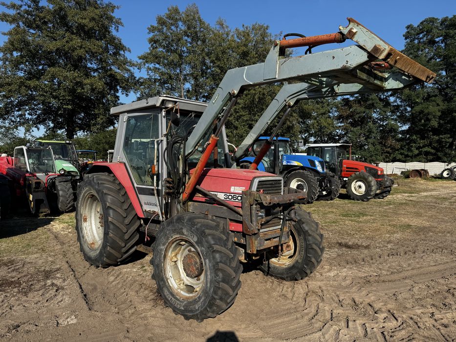 Massey Ferguson 3060 Uszkodzony Ładowacz czołowy