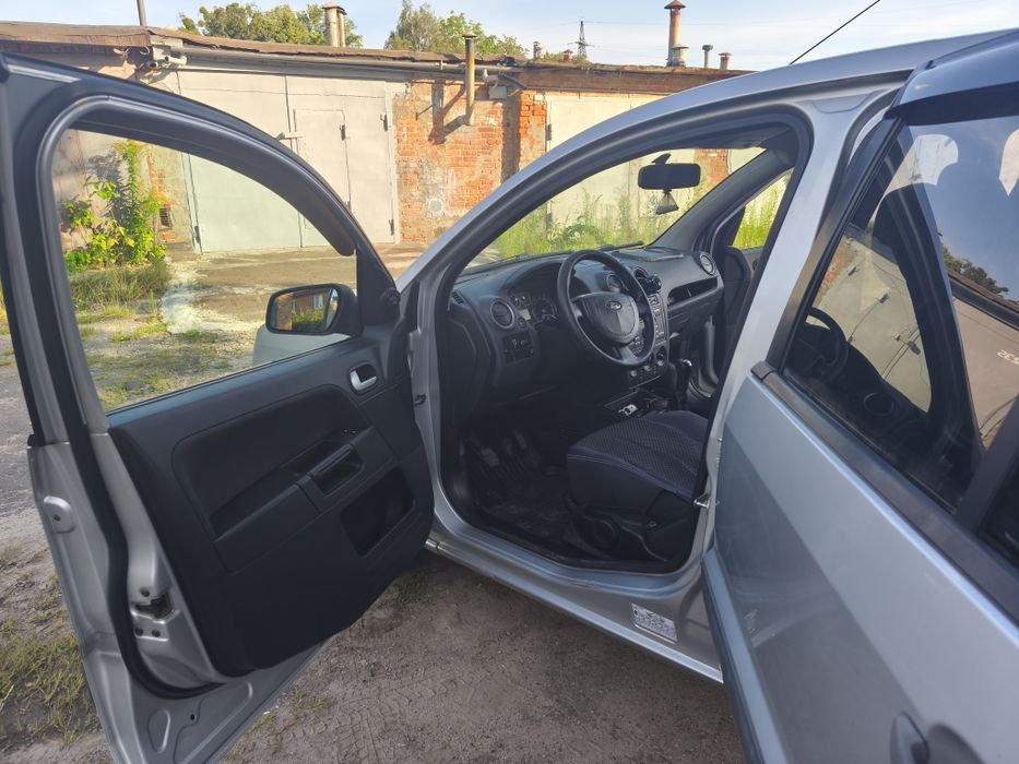 Продам авто Ford Fusion