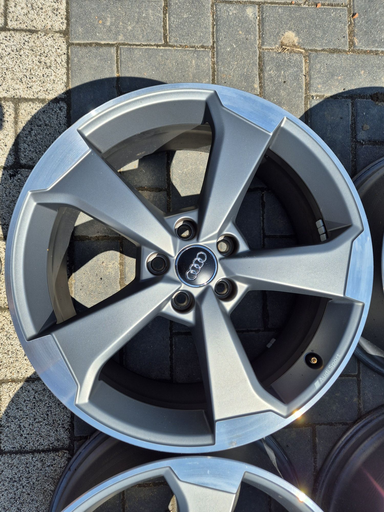 Audi RS3 S3 A3 8V 8Y A4 A6 5X112 8V0.601.025ET audi sport 8Jx19 ET49