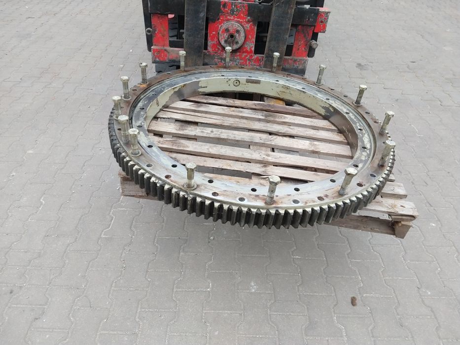 Wieniec obrotu 125zębów