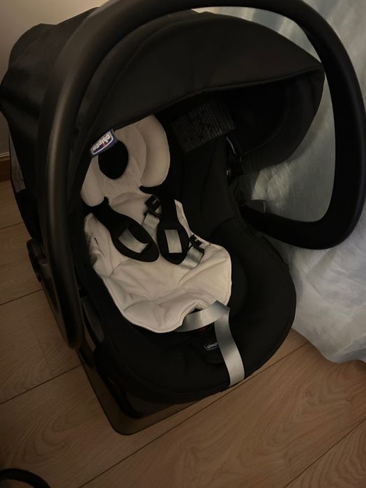 Ovo confortável de transporte de bebê