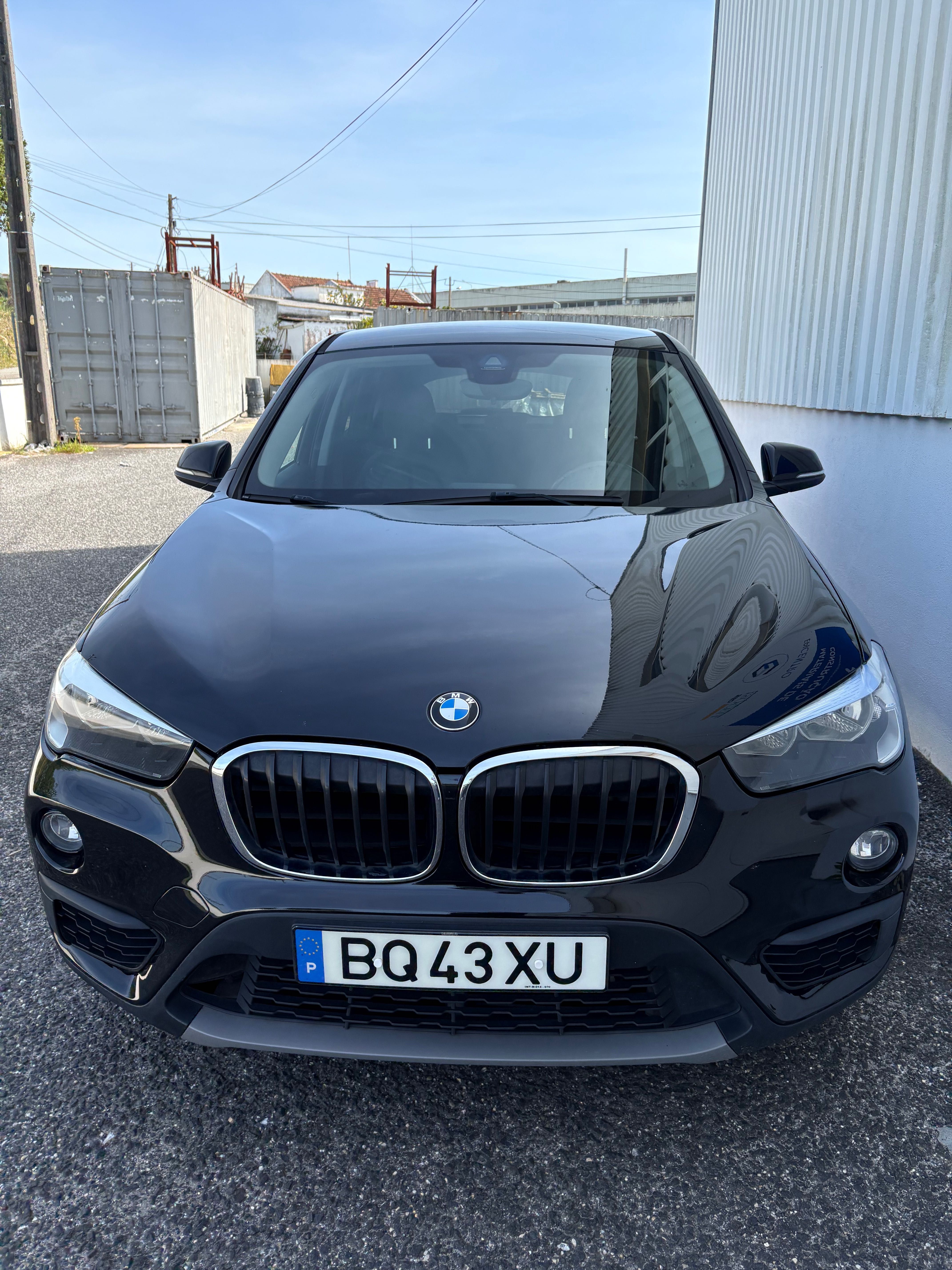 BMW X1 s drive16d – Espaçoso, Versátil e Económico