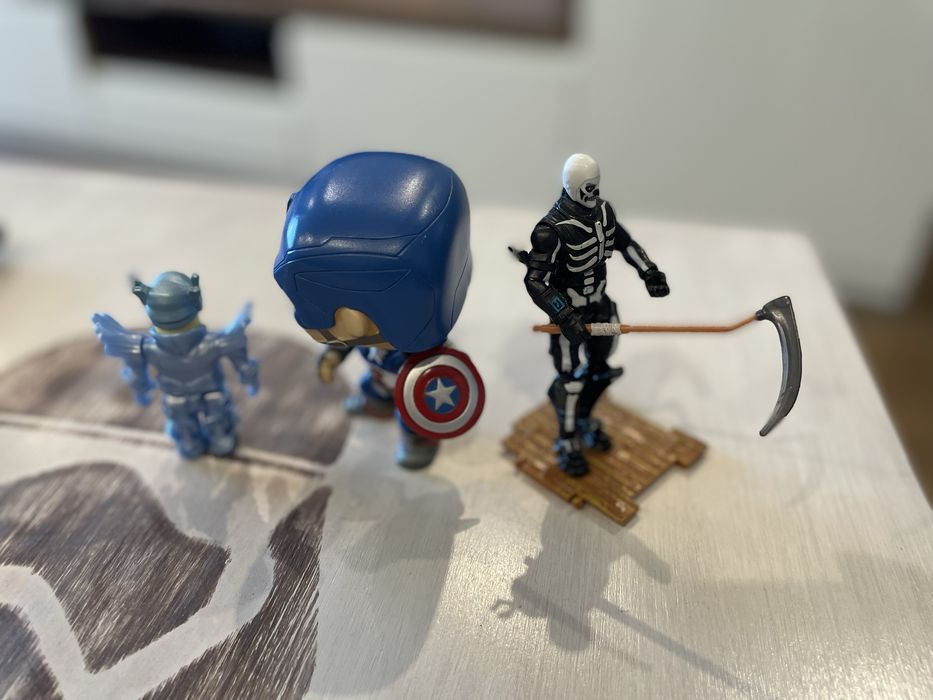 Фигурка Fortnite Skeleton, Roblox Ice Warior, Funko Pop America