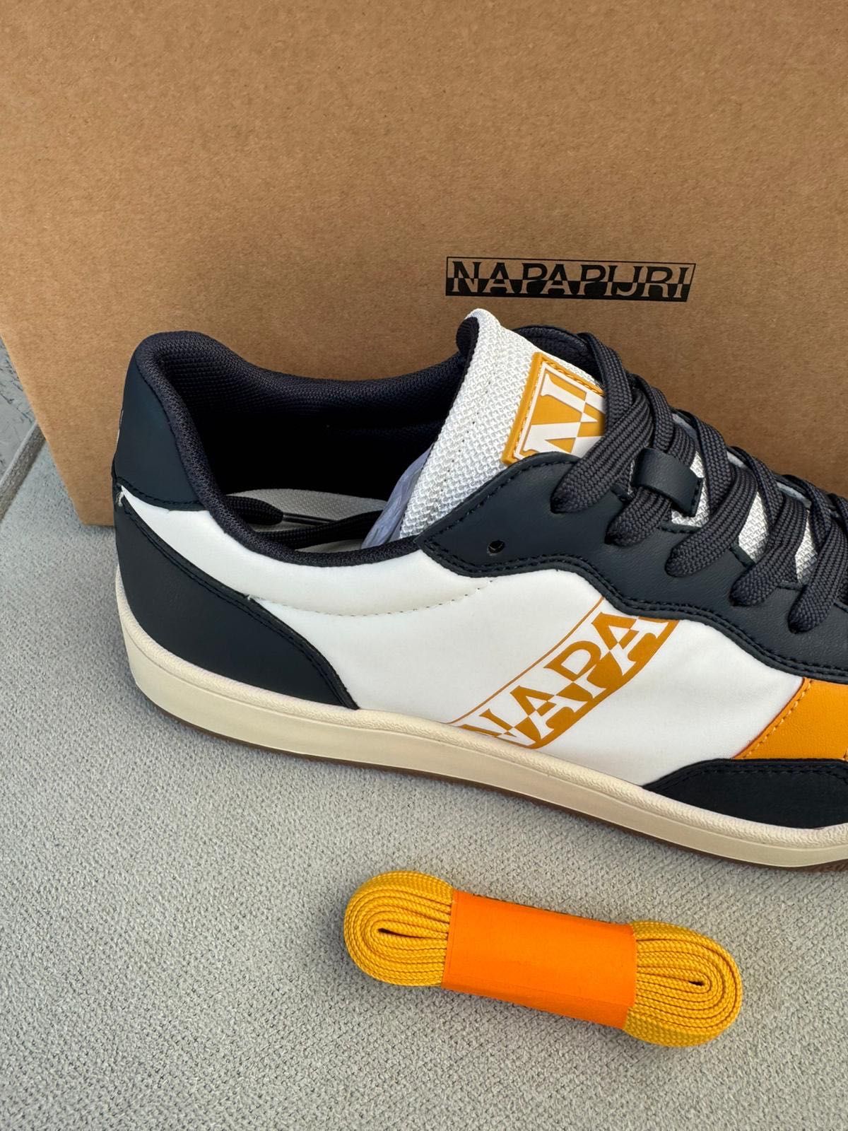 Nowe sneakersy męskie NAPAPIJRI czarne białe pomarańczowe 43