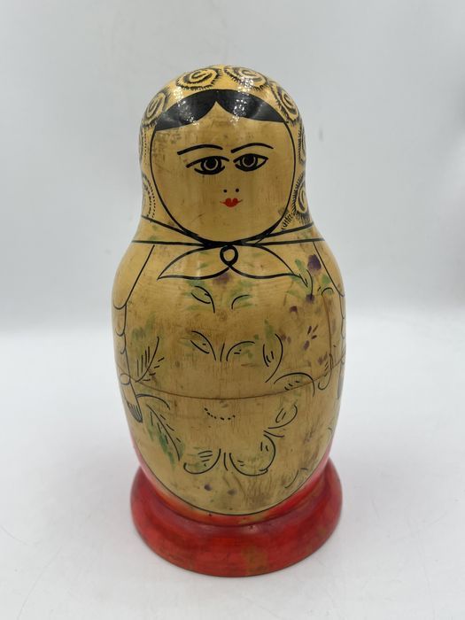 Matrioszka drewniana 1/7 elementów rosja L