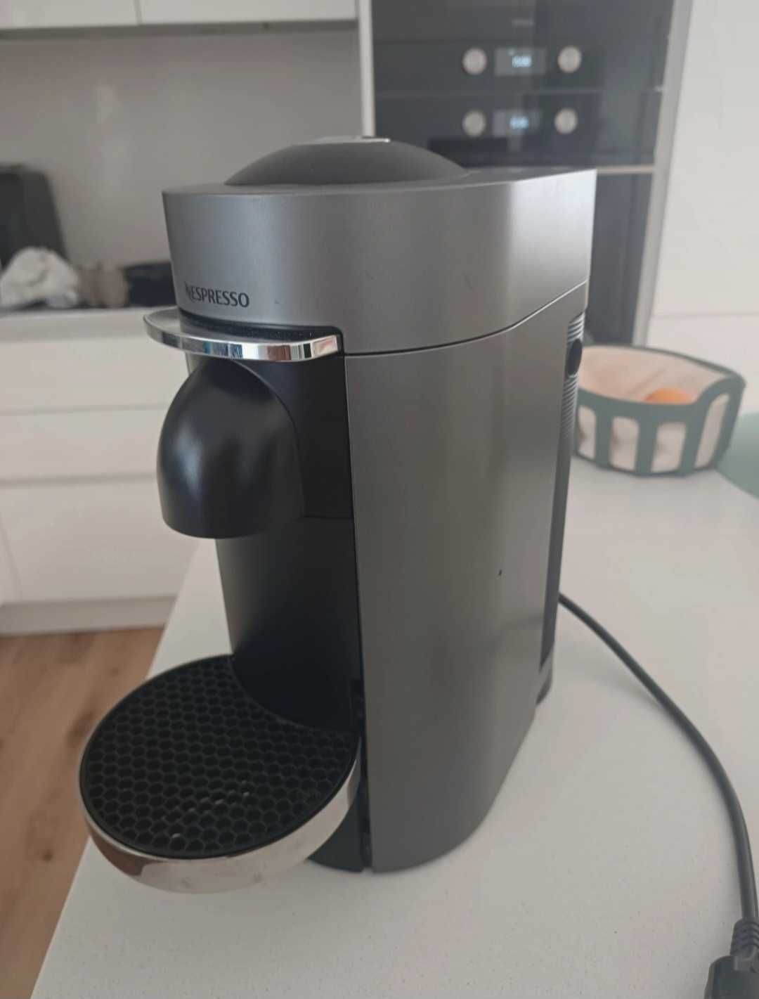 Nespresso Vertuo plus Titan duo