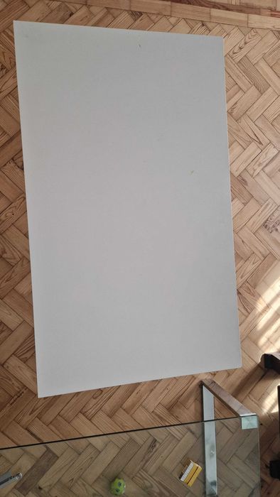 Secretária individual branca