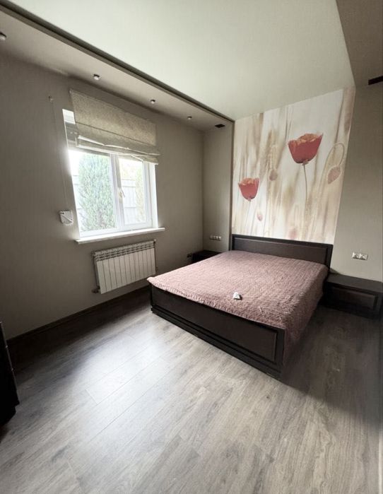 Здається будинок лівий берег , Дніпро