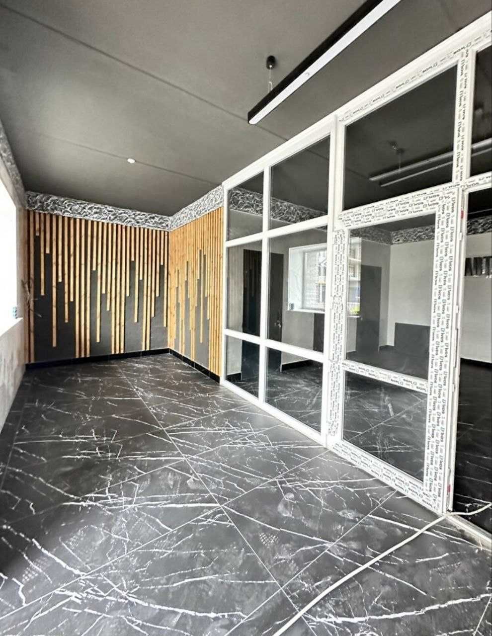 Продаж 1к Автобіографя
Будинок зданий .
Площа-45м²
П 9/11
+переуступка