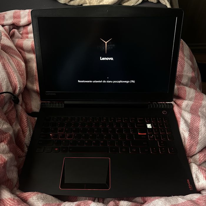 Laptop lenovo legion Y520-15IKBN