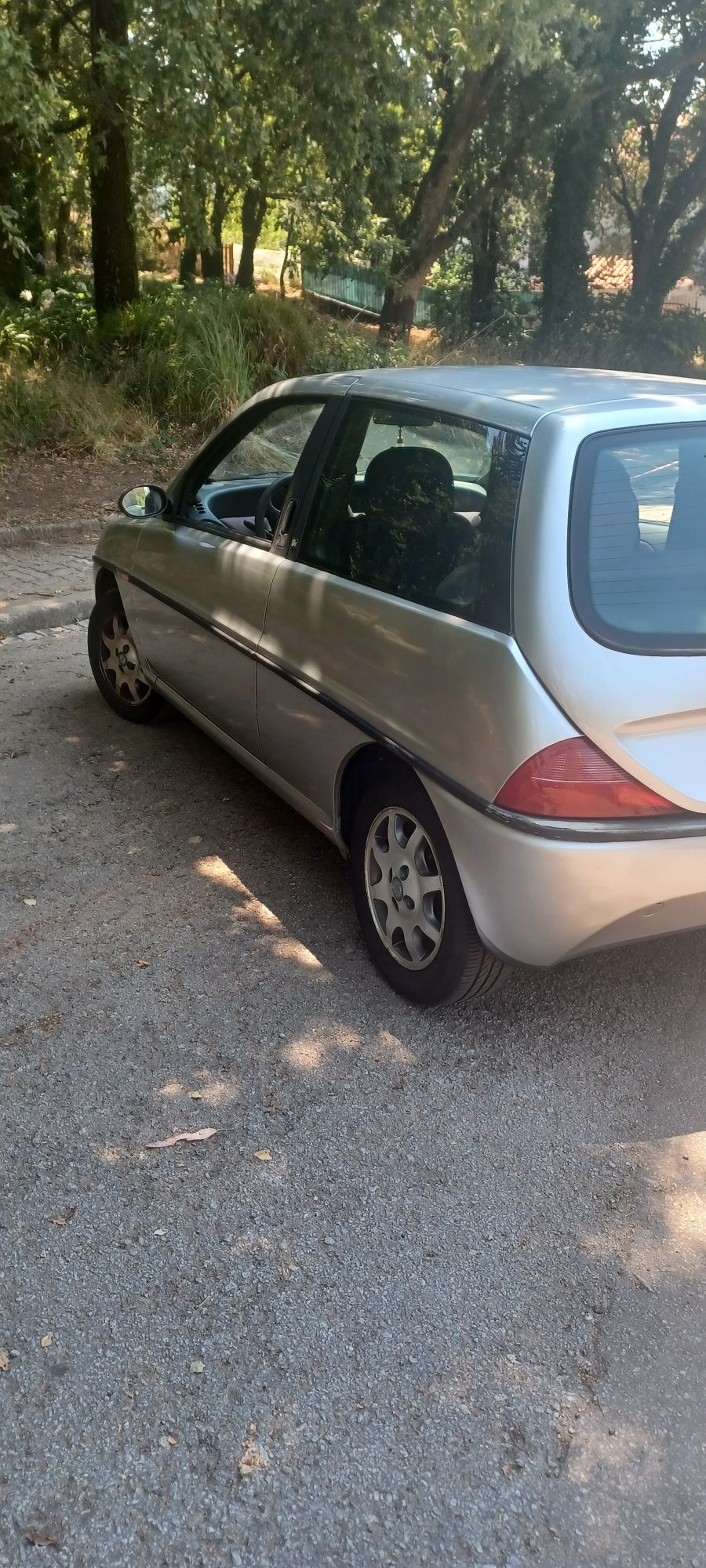 Boas carro muito bom negociável