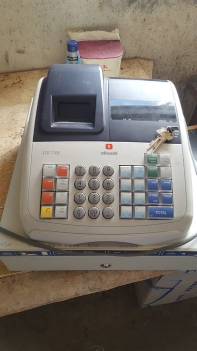 Maquina registadoura