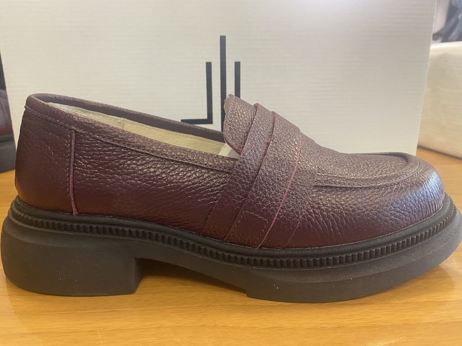 Продам  лофери шкіряні