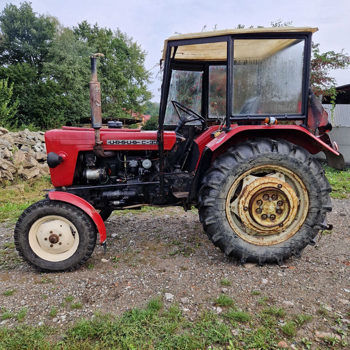 Ursus C330 C 330 z kabiną