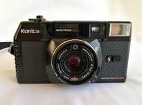 Máquina fotográfica Konica C35 MF
