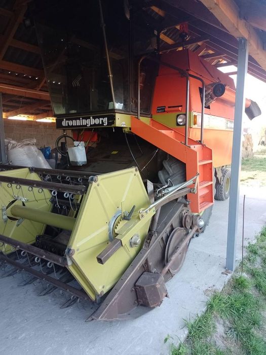 Комбайн Dronningborg D3000