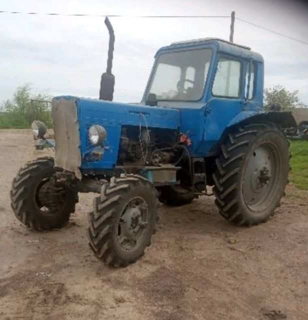 Продам  трактор мтз 82