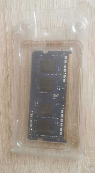 Pamięć do laptopa RAM 4 GB PC3L 12800S stan bdb