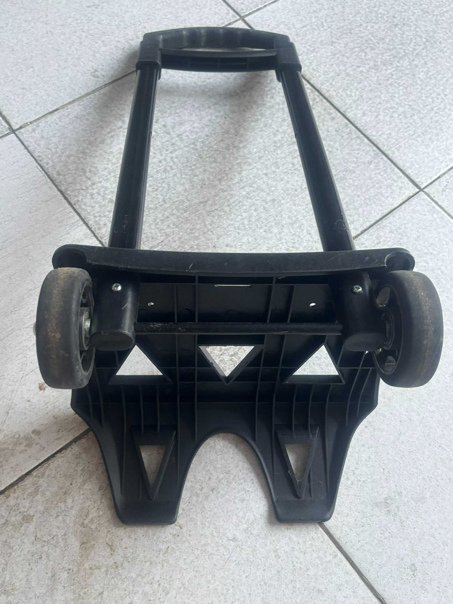 Troley mala criança