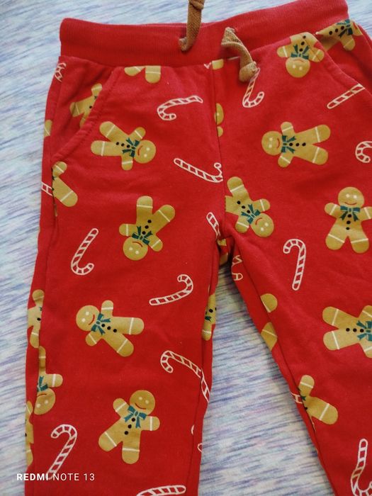 Spodnie chłopięce świąteczne 98