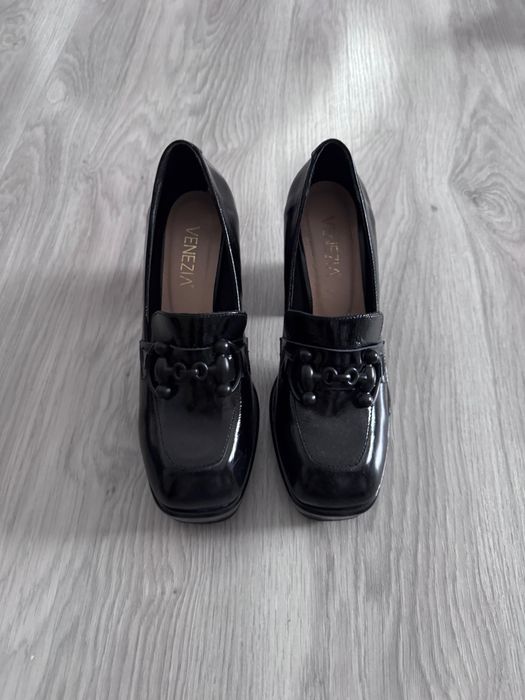 Półbuty skóra f.venezia r.39