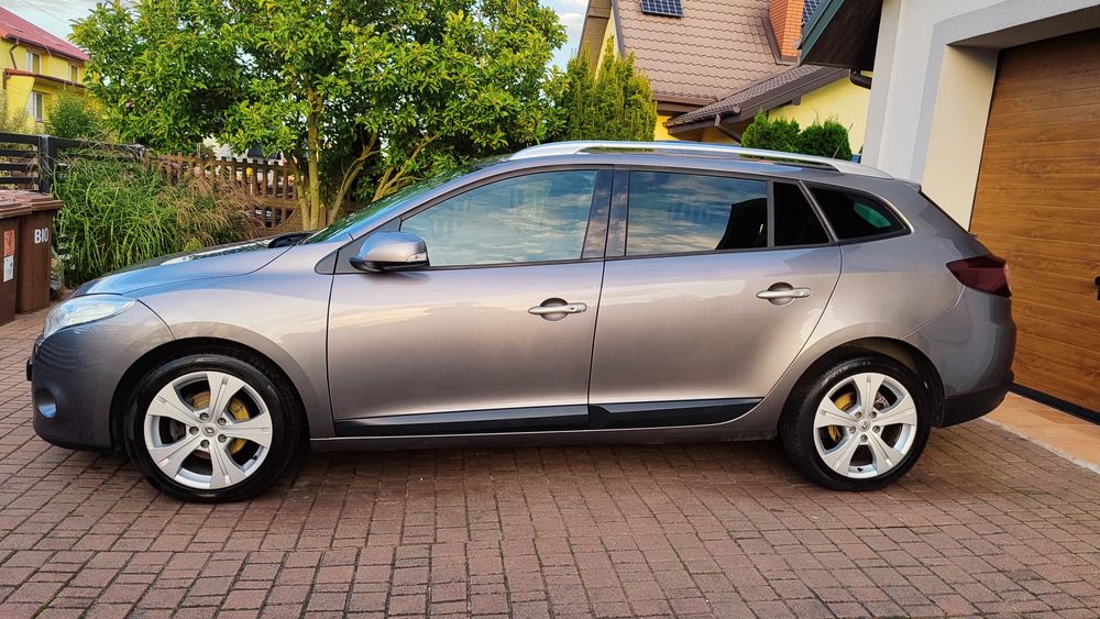 Renault Megane 1.6 benzyna bogate wyposażenie