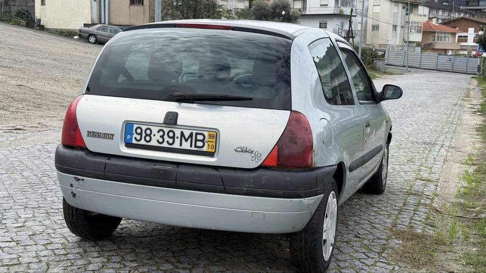 Renault clio 1.2 1998