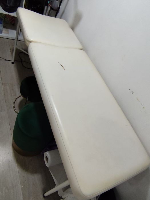 Marquesa usada com a cabeceira partida