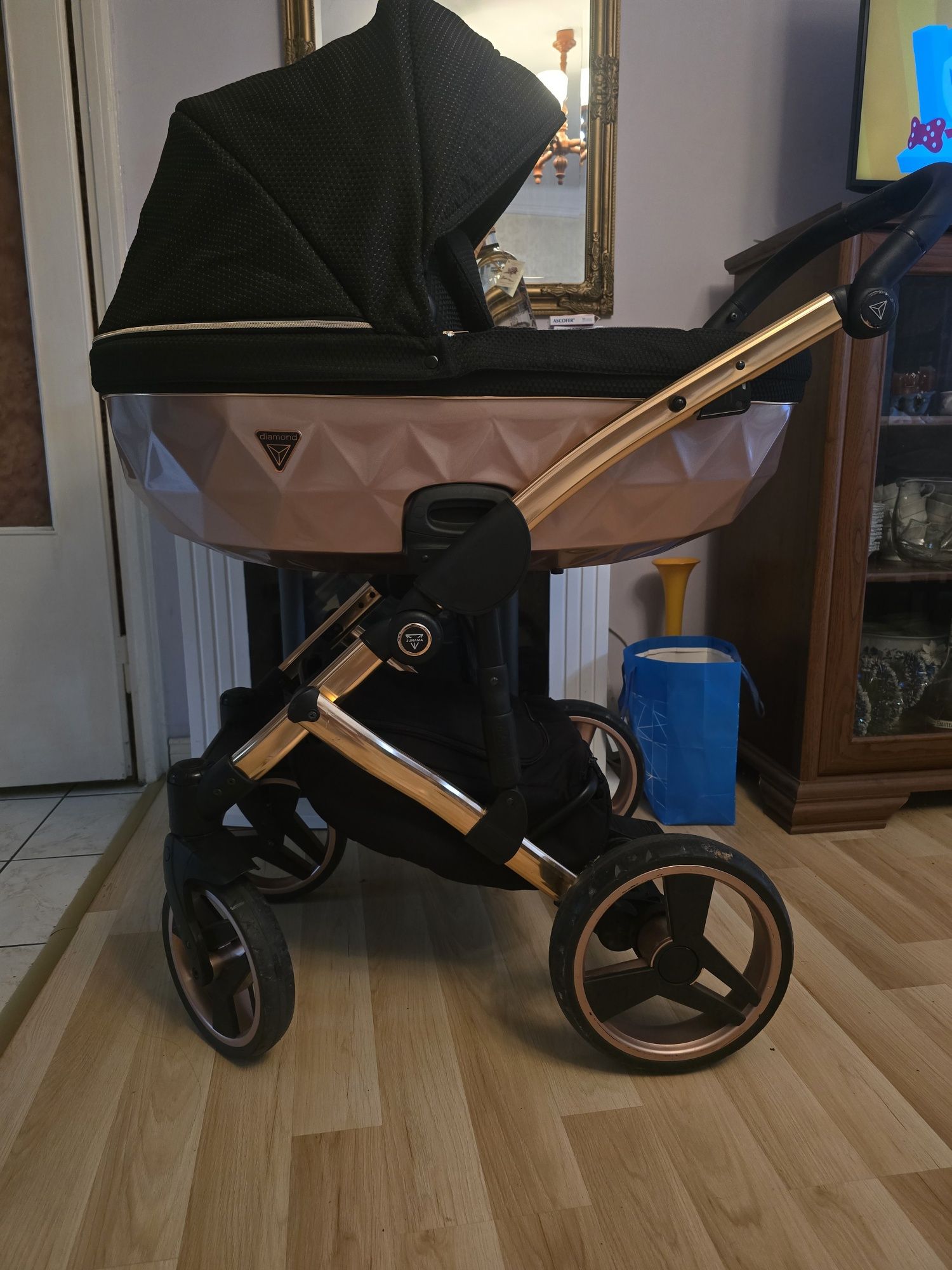 Sprzedam wózek komplet Junama 4w1
