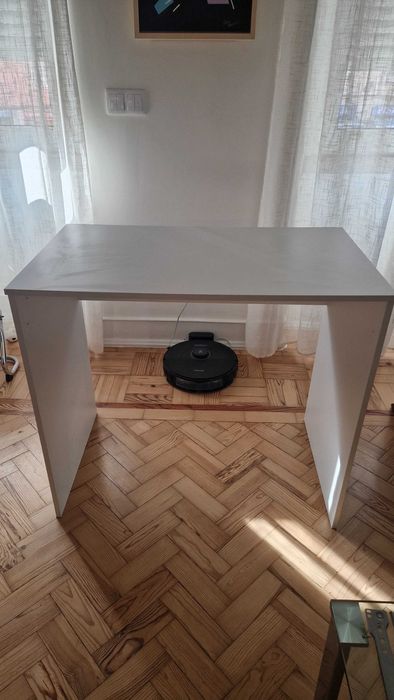 Secretária individual branca