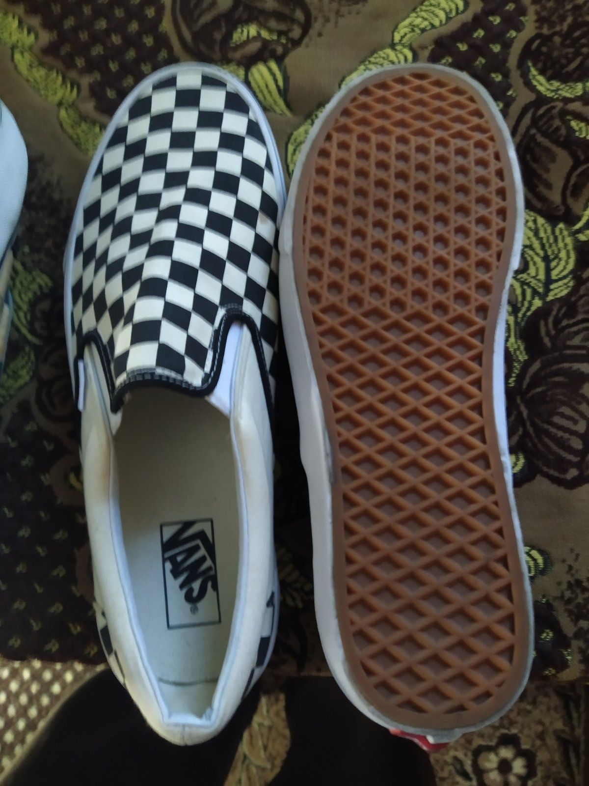 Продам Чорні кеди Vans Slip-On та Vans Old Skool