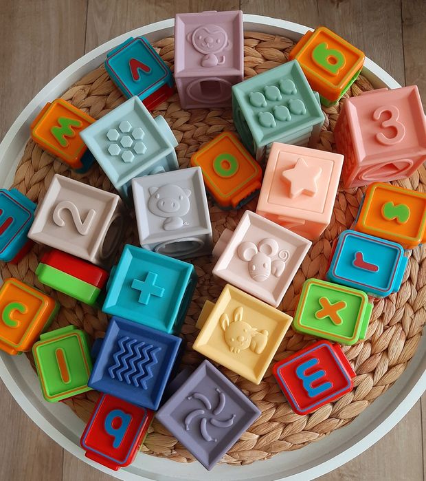 Klocki gumowe kostki sensoryczne literki cyferki