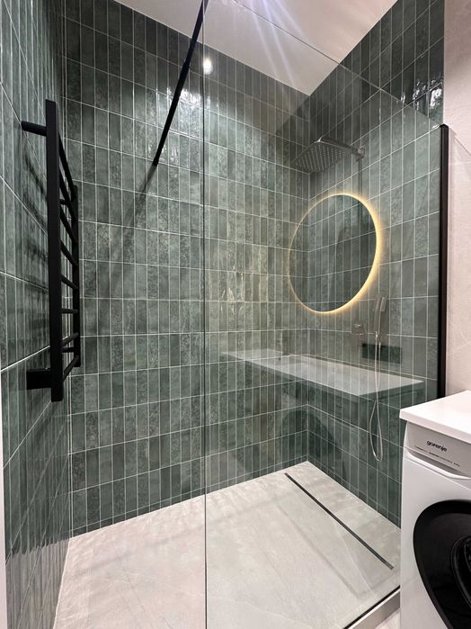 Продам квартиру з дизайнерським ремонтом.