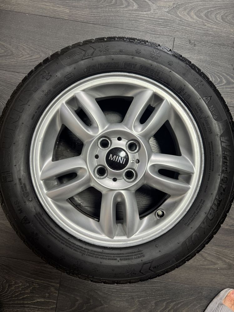 диски з зимніми шинами r15 колеса на mini сoper r56