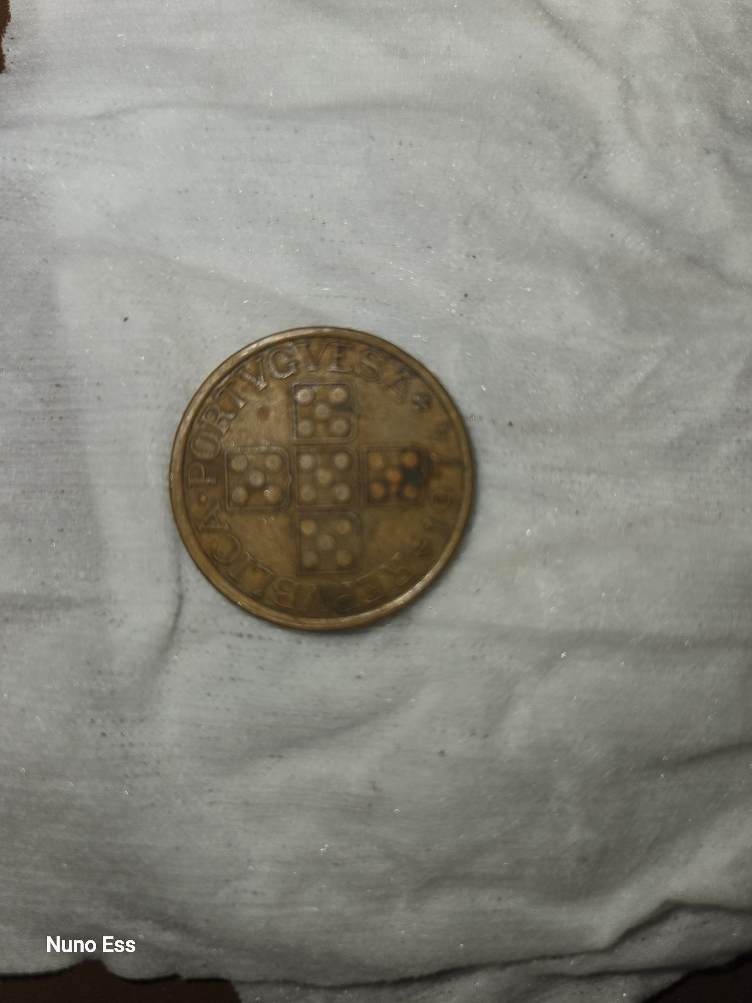 Moedas antigas algumas especiais
