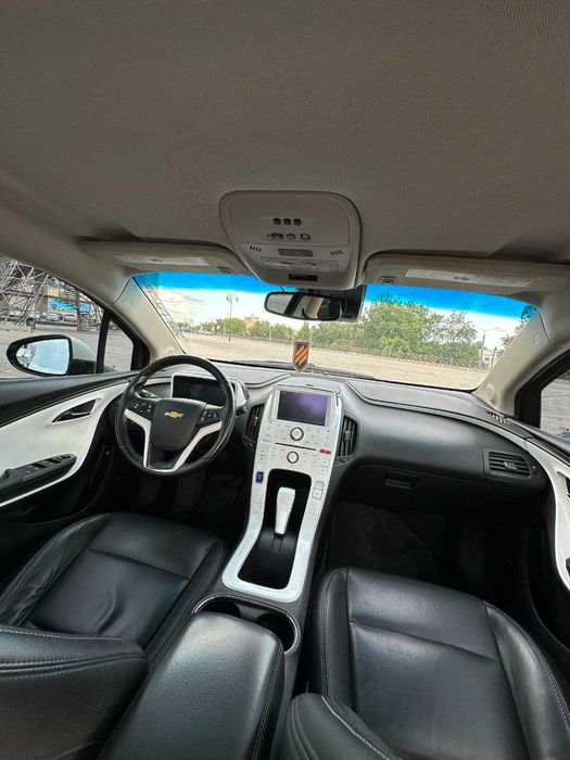 Chevrolet Volt 1. Шевроле вольт.