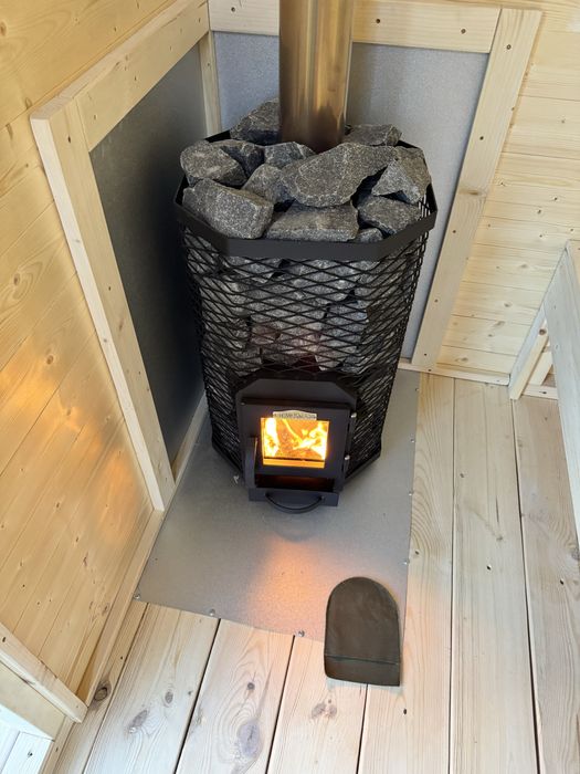 Sauna ogrodowa opalana drewnem ocieplona