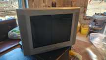 Telewizor CRT Phillips 21' - sprawny, bez okablowania.