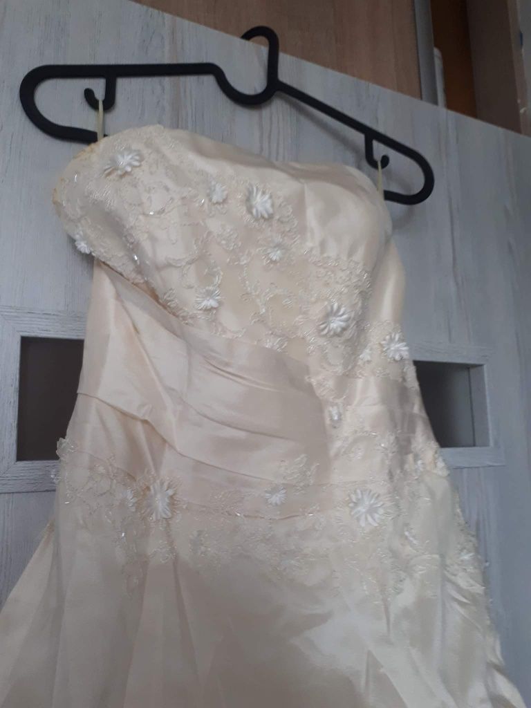 Suknia ślubna rozm36