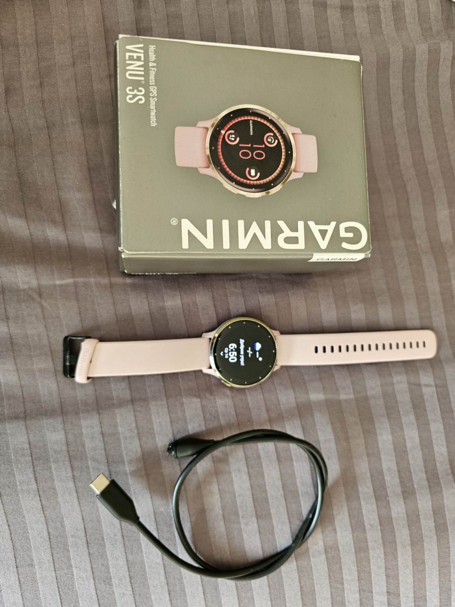 Garmin Venu 3S Gold Rose