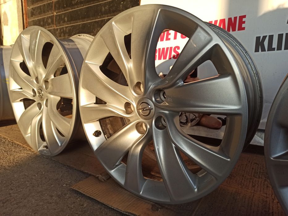 TSM Alufelgi 18" 5x115 Astra Zafira Chevrolet Insignia Chrysler Dodge