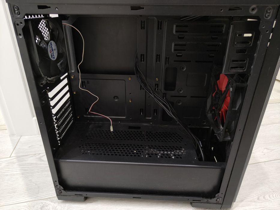 Корпус пк vinga winston + 2 кулера