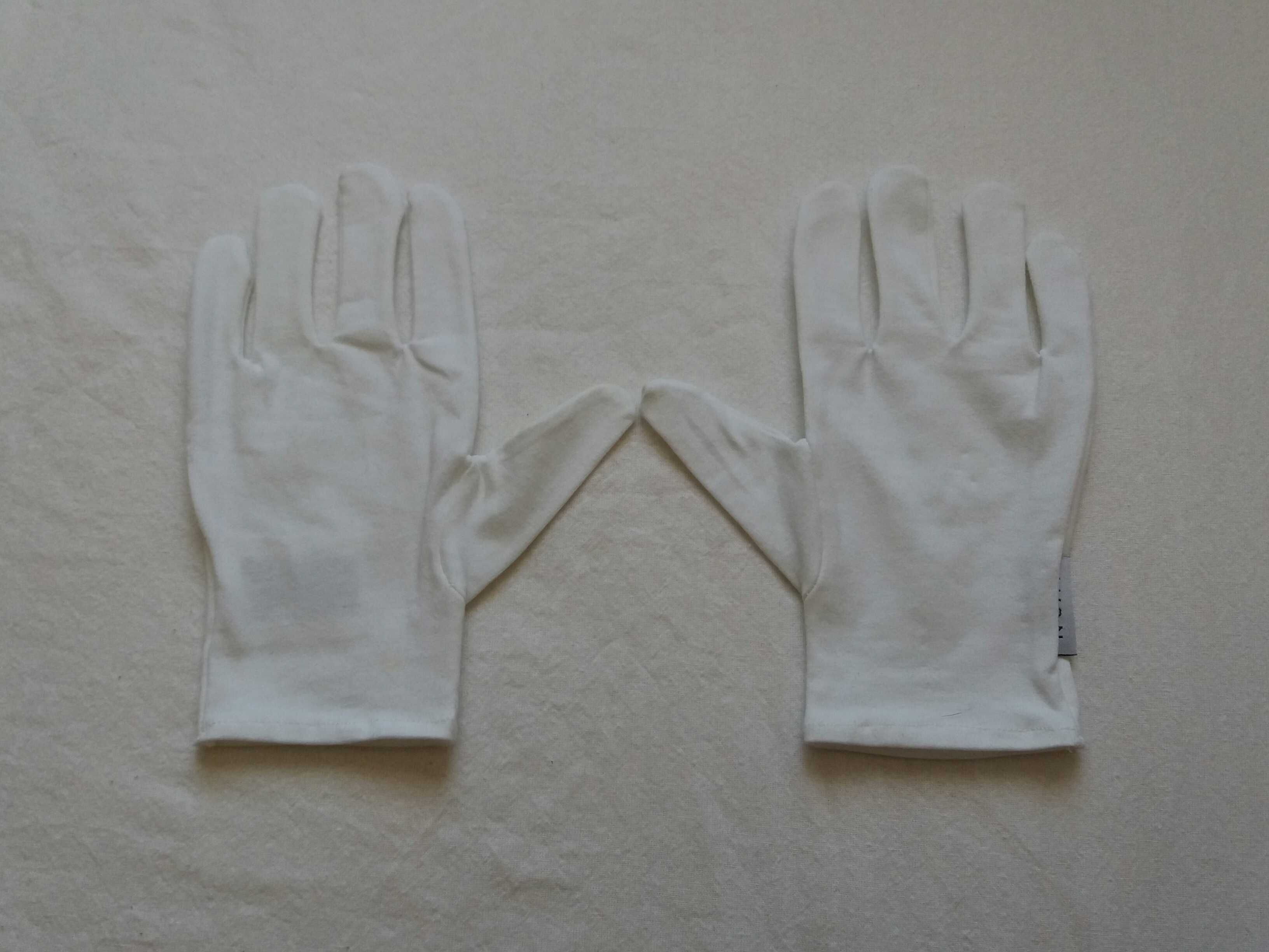 Białe rękawiczki kosmetyczne nawilżające Avon nowe