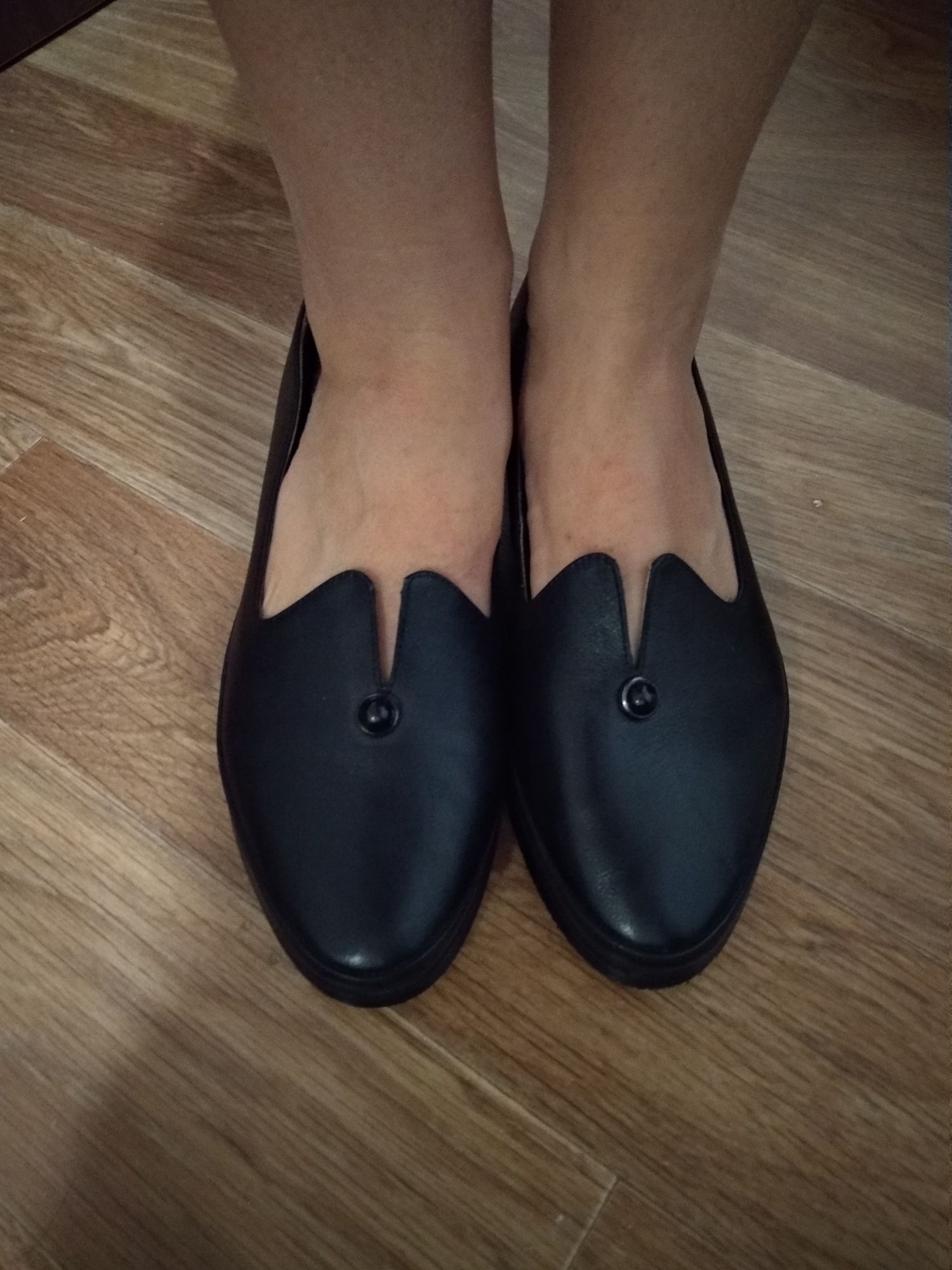 Туфли женские Renzoni 38 размер кожа