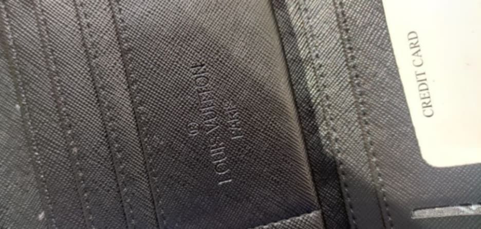 Damski portfel Louis Vuitton w pudełku