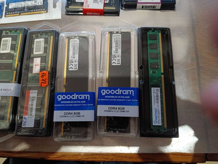 Оперативна пам'ять Ddr1 Ddr2 Ddr3 Ddr4 1, 2,4,8 Gb